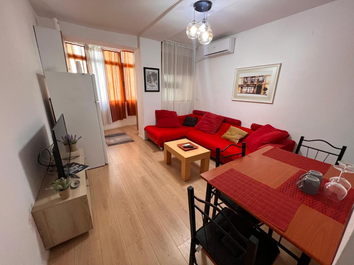 Alea1 Apartment ティラナ エクステリア 写真